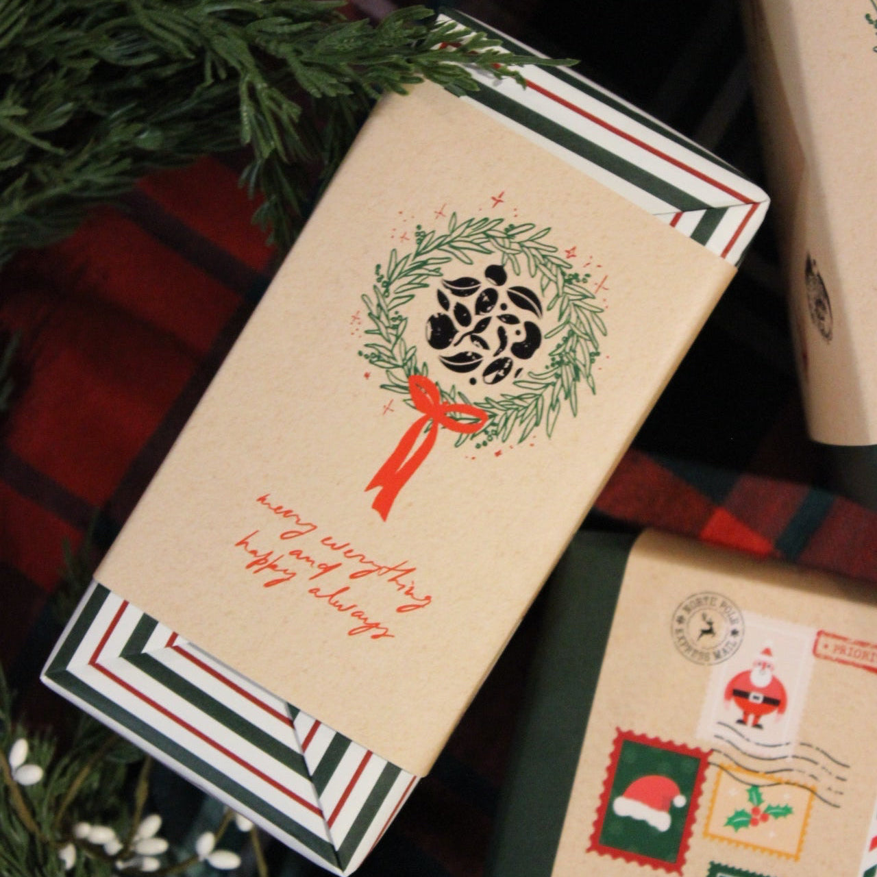 HOLIDAY GIFT BOX