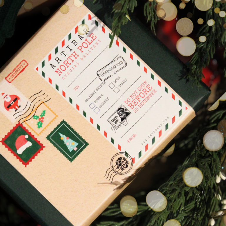 HOLIDAY GIFT BOX